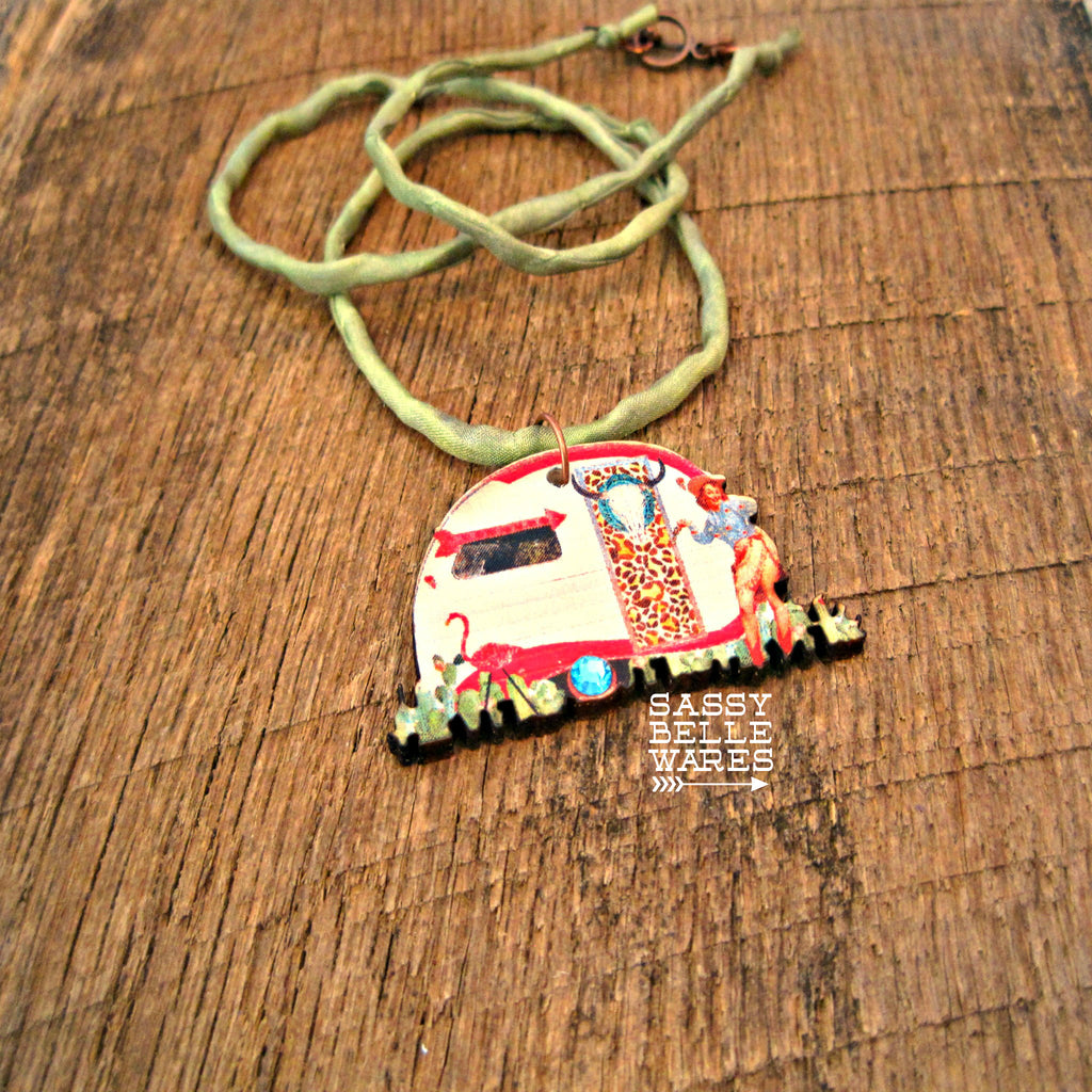 Glamping Queen Leopard and Flamingo Camper Necklace